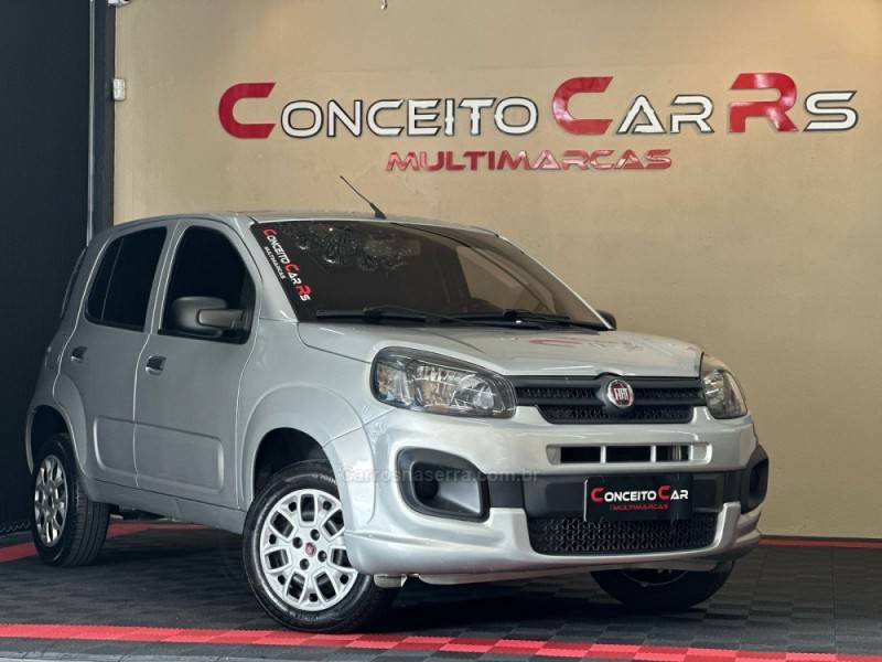 FIAT - UNO - 2021/2021 - Prata - R$ 51.900,00