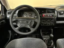 VOLKSWAGEN - GOLF - 2004/1997 - Branca - R$ 33.900,00