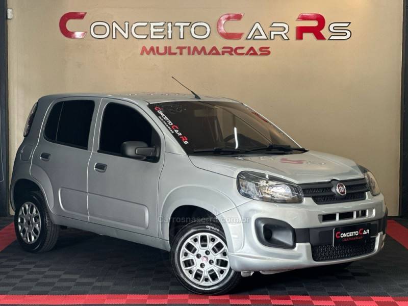 FIAT - UNO - 2021/2021 - Prata - R$ 51.900,00