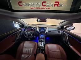 HYUNDAI - ELANTRA - 2013/2014 - Prata - R$ 71.900,00