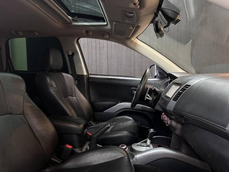 MITSUBISHI - OUTLANDER - 2011/2012 - Cinza - R$ 65.900,00