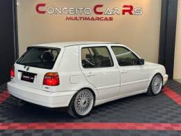 VOLKSWAGEN - GOLF - 2004/1997 - Branca - R$ 33.900,00